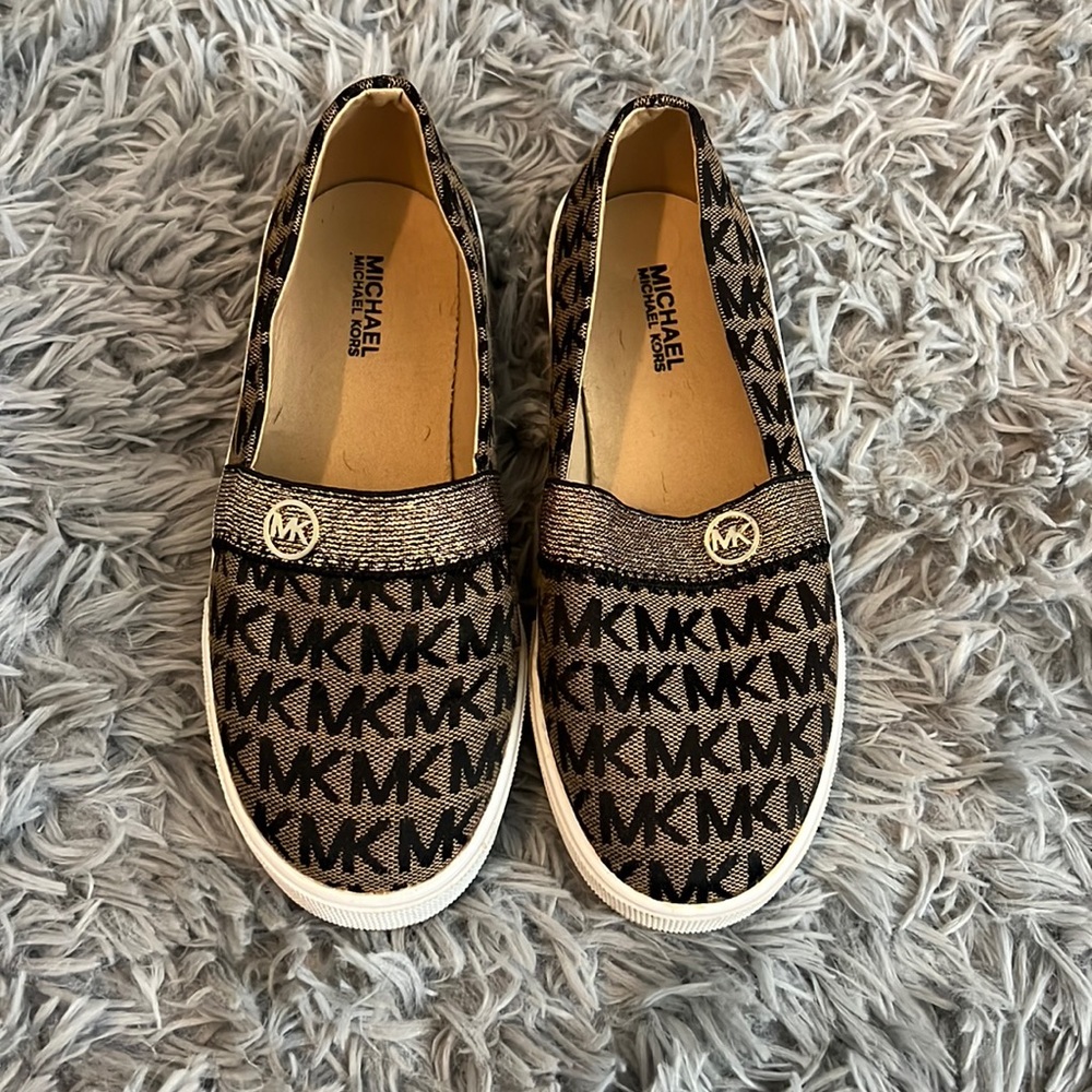 Michael kors flats